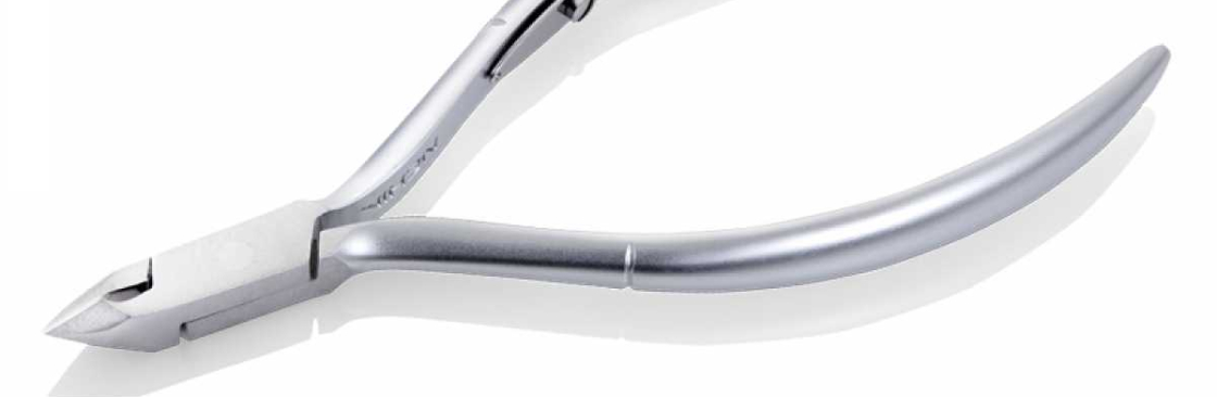 Metal Cuticle Tool Cover Image