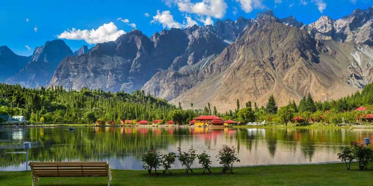 From Mountains to Memories – Skardu Tour Packages That Go Beyond the Usual