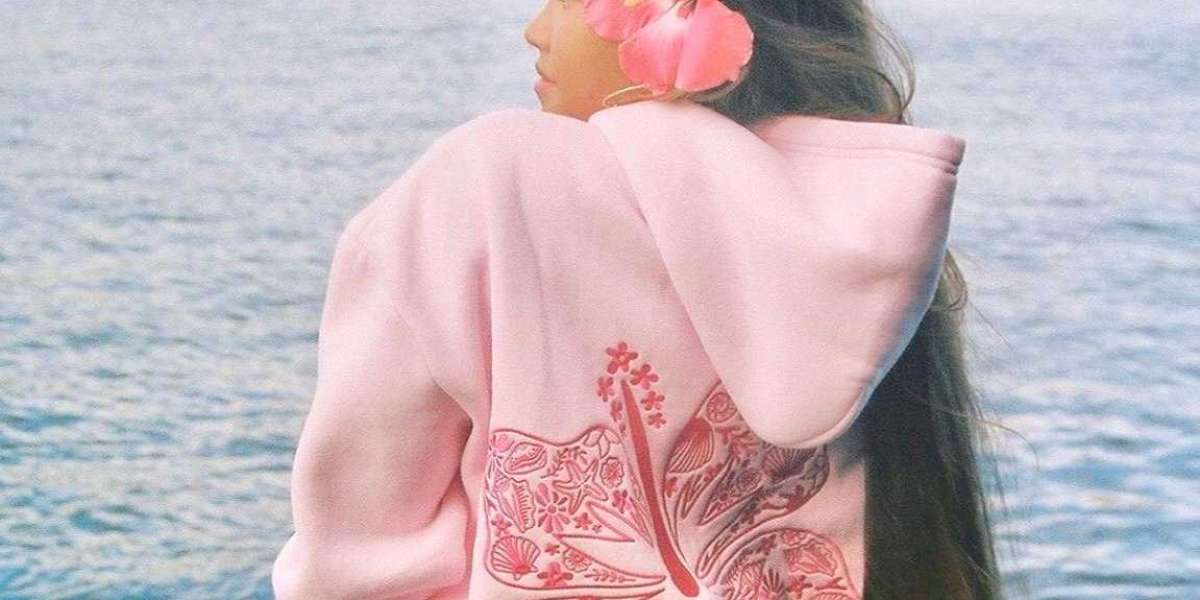Travis Scott x Pink Palm Puff Hoodie Styling Tips