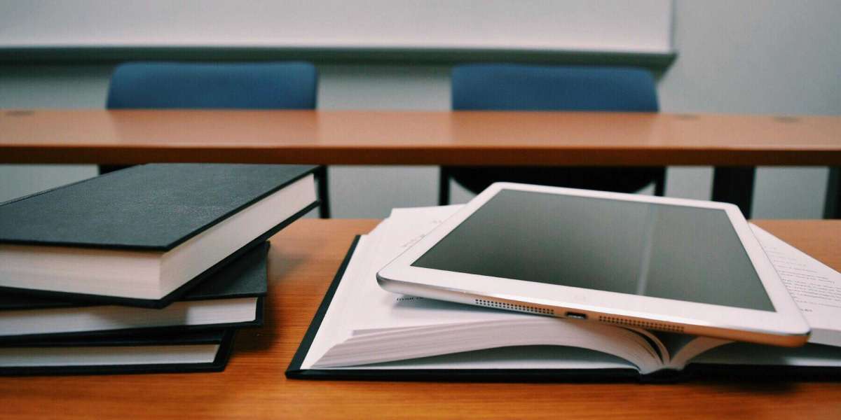 The Mathematics Mentor: Why the Best Online Math Tutoring Services Are Redefining Learning