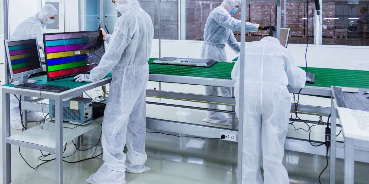 Leading Fume Hood Manufacturers in India – Ensuring Laboratory Safety