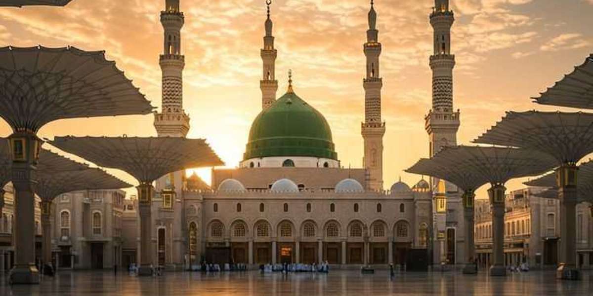Why Affordable Umrah Packages Are the Best Choice for UK Muslims