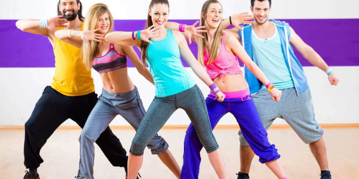 Best Zumba Classes Women DHA Phase 3 | Curves Fitness Pro