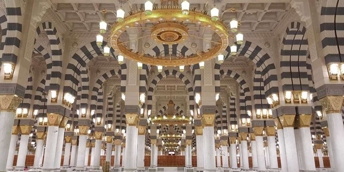 Your Guide to an Affordable Umrah Package from the USA