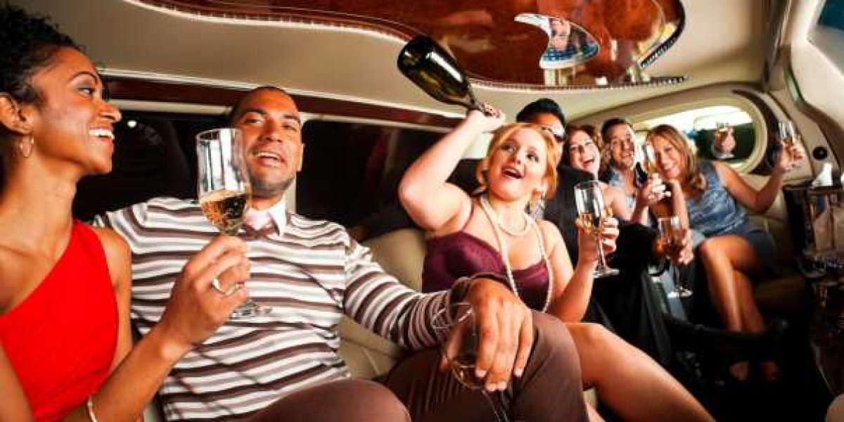 Prom Limo Service – Make Your Night Unforgettable with Orlux Rides