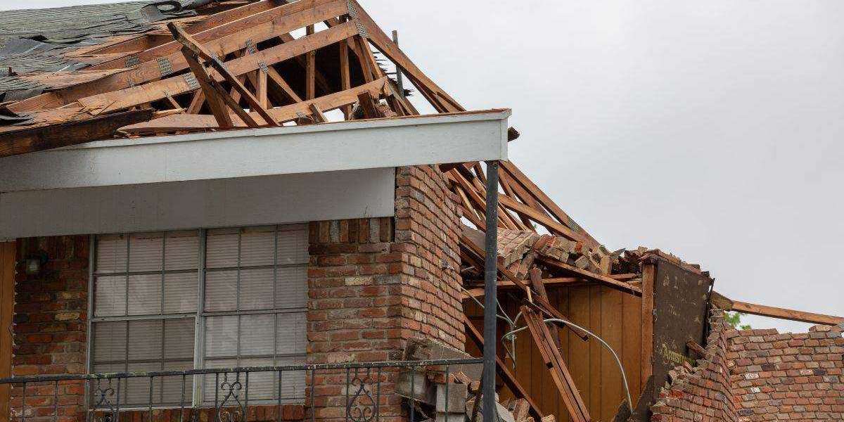 Expert Solutions for Fast and Reliable Storm Damage Restoration in St. Louis