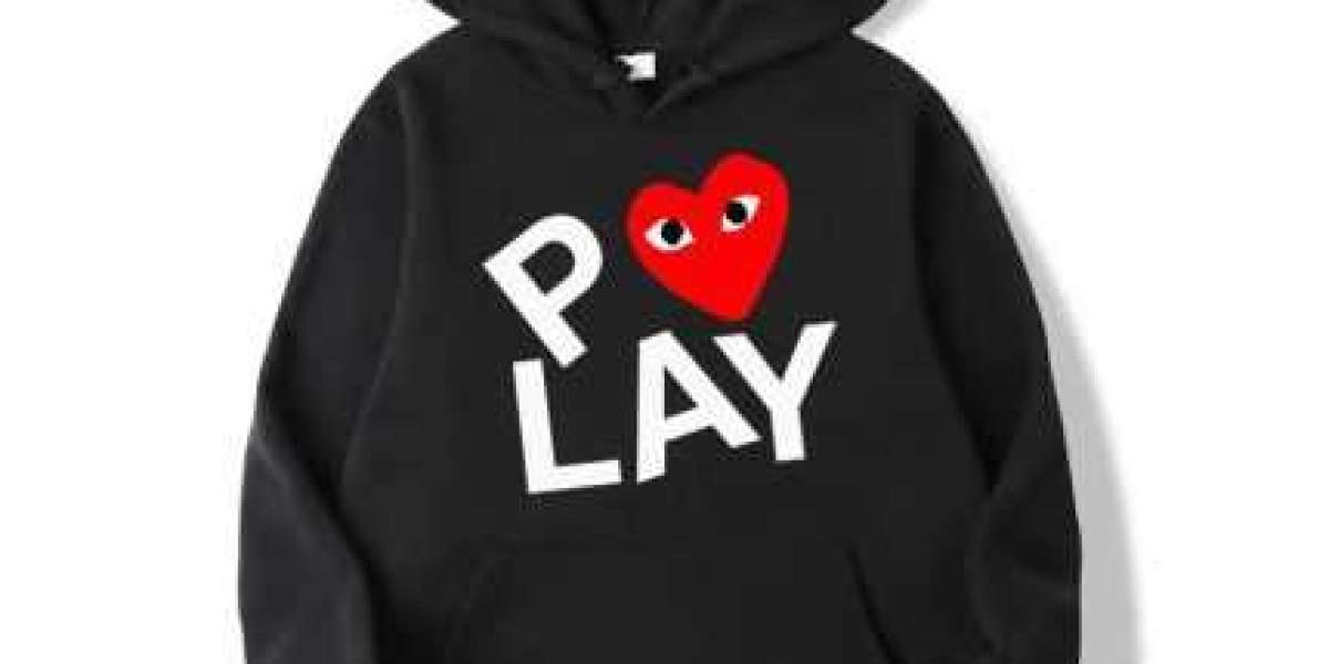 Step Into Streetwear Artistry with Classic Comme Des Garçons Fits