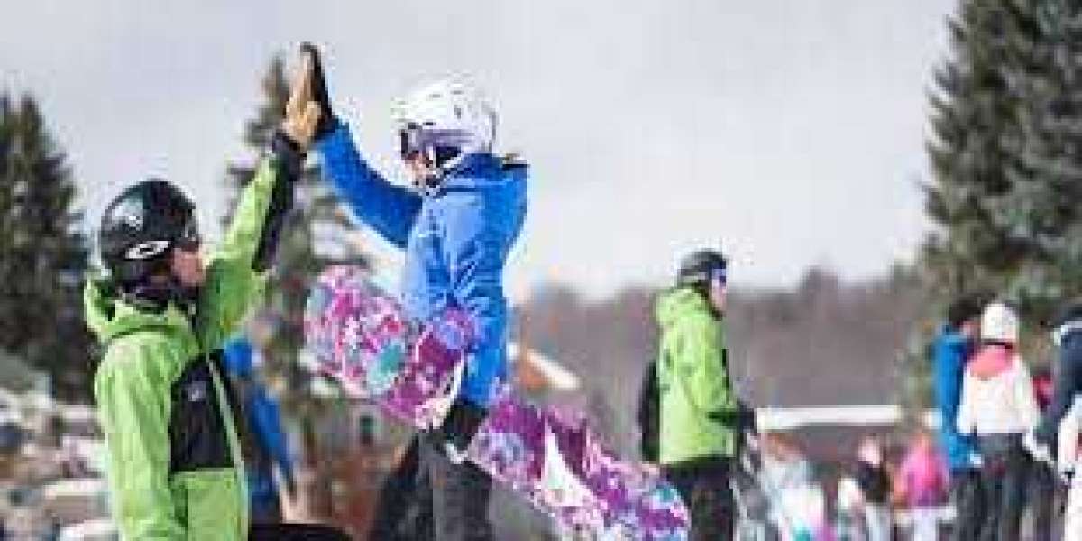 Camelback Ski & Ride Academy 2025/26: Transform from Beginner to Confident Skier with Expert Poconos Instruction