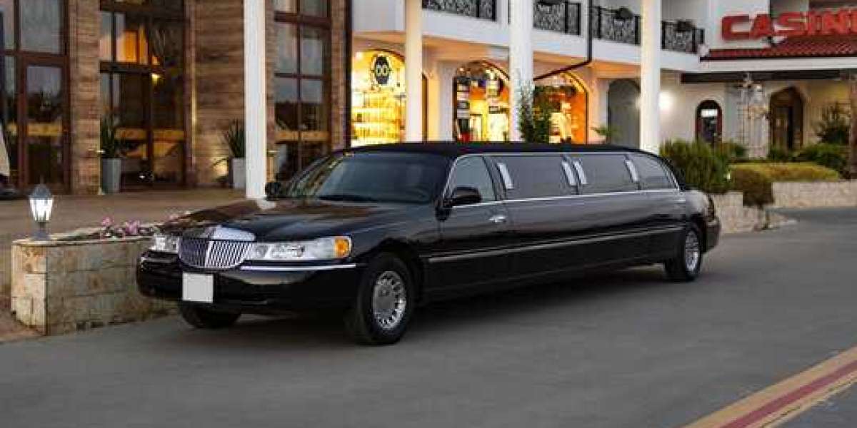 Black Car Limo Service – Elegant Transfers for Any Event