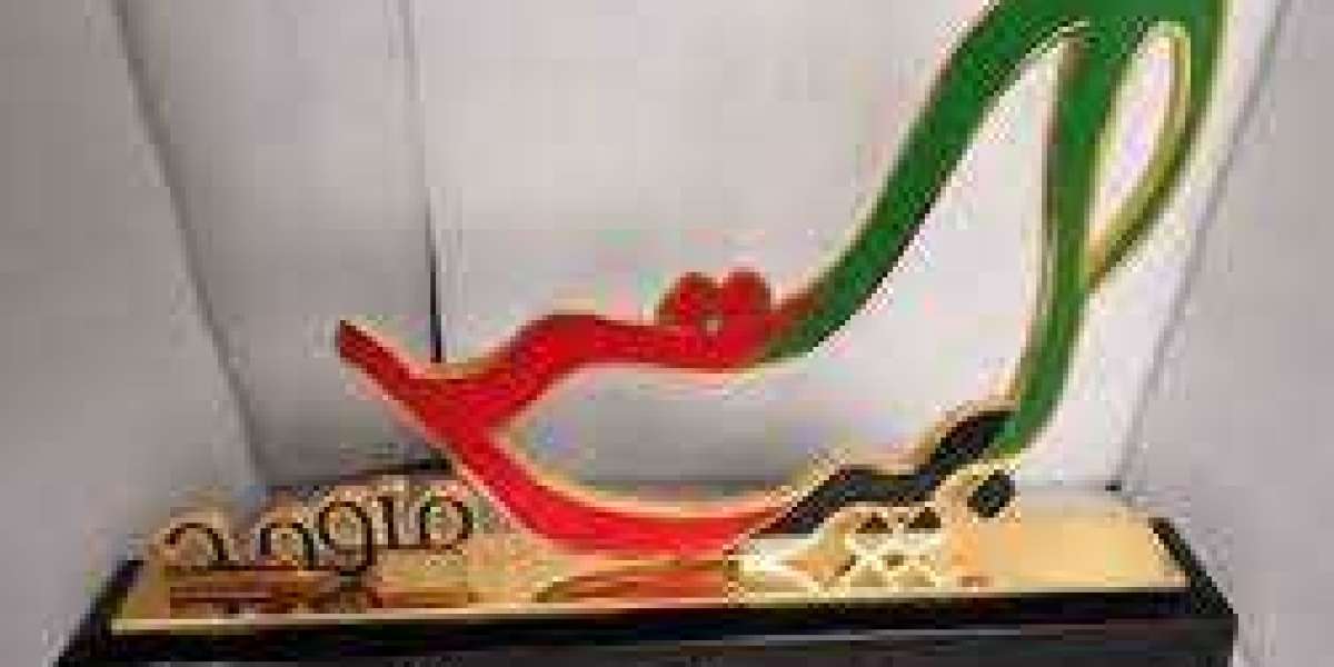 Personalized crystal gifts Dubai