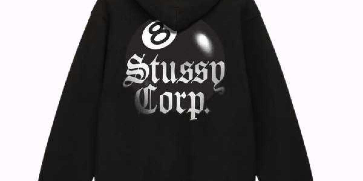 Cómo la Sudadera Stüssy define el estilo urbano actual