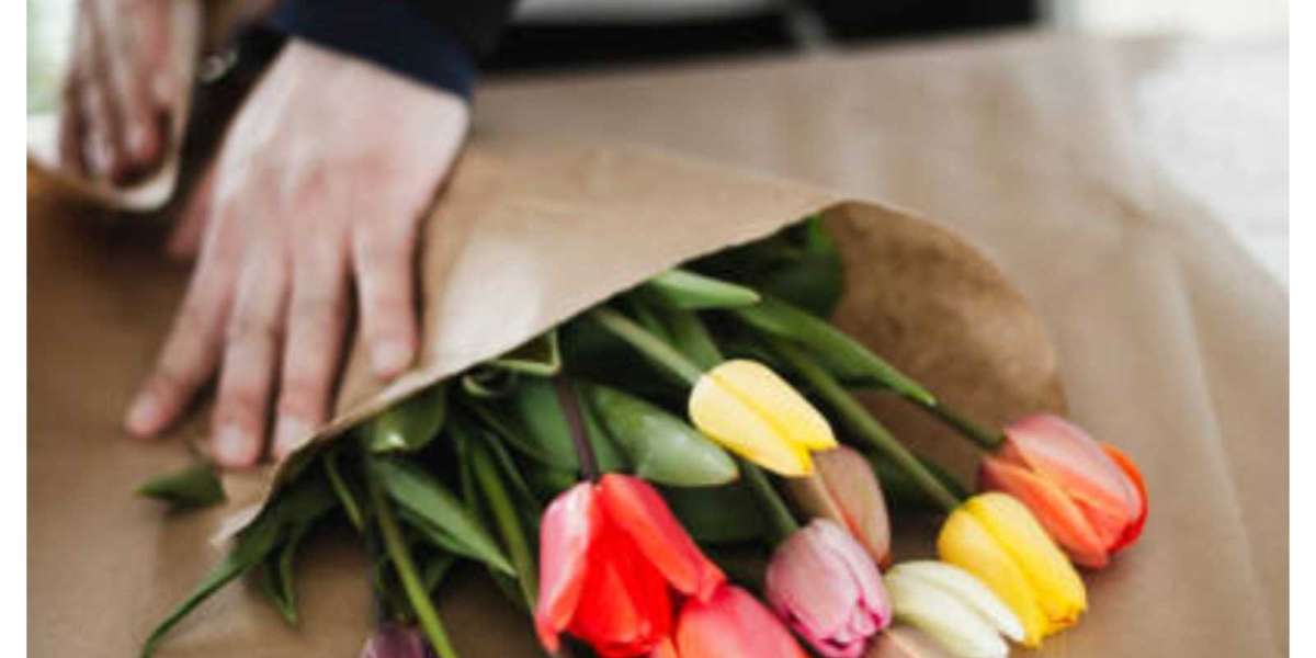 Relish the best flower shop Dubai with FlowersMart – premium gifts and flower shop near me