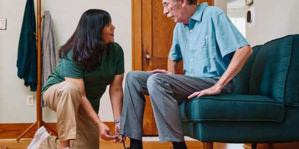 Why Families Choose 24 Hour Home Care in Phoenix