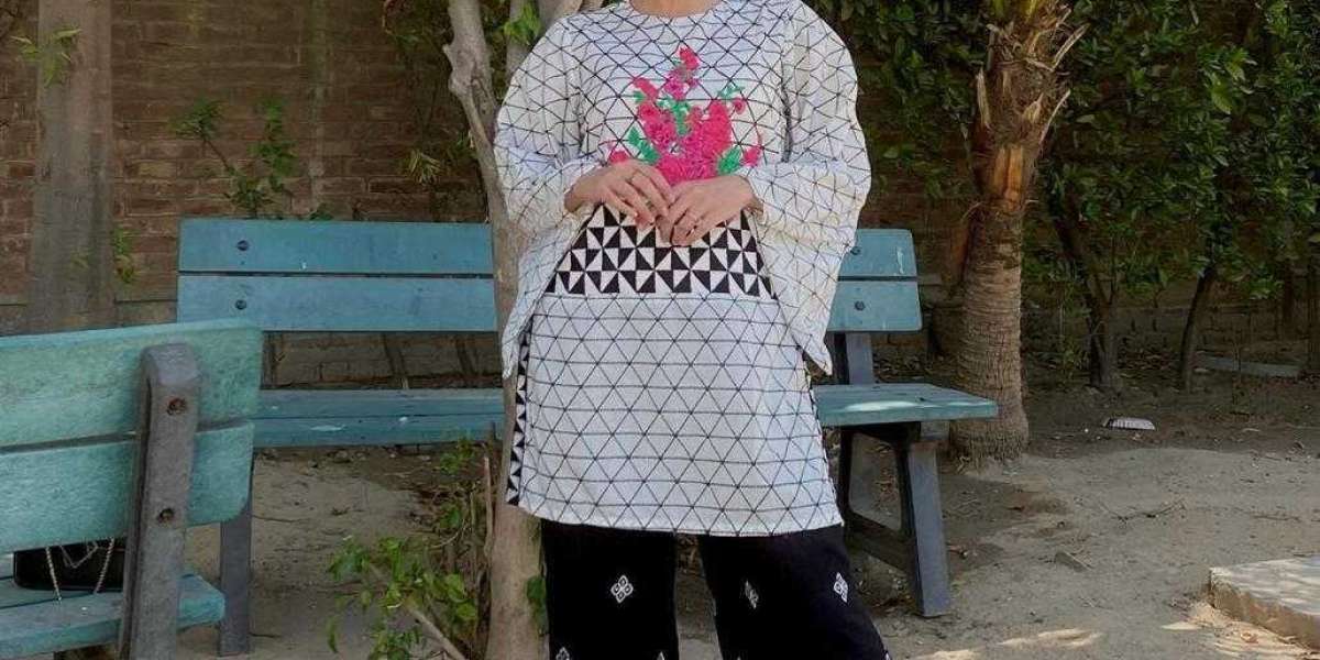 Hansome Escort Girls in Ajman for Premium Desire