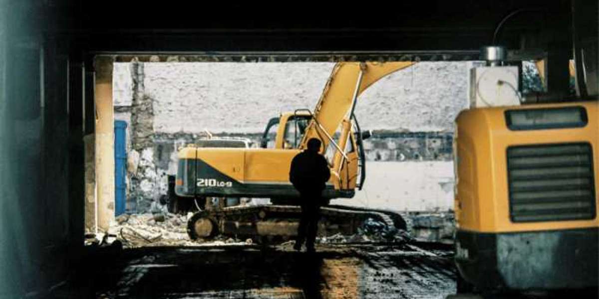 Bathroom Demolition Specialists Serving Homeowners in Vista