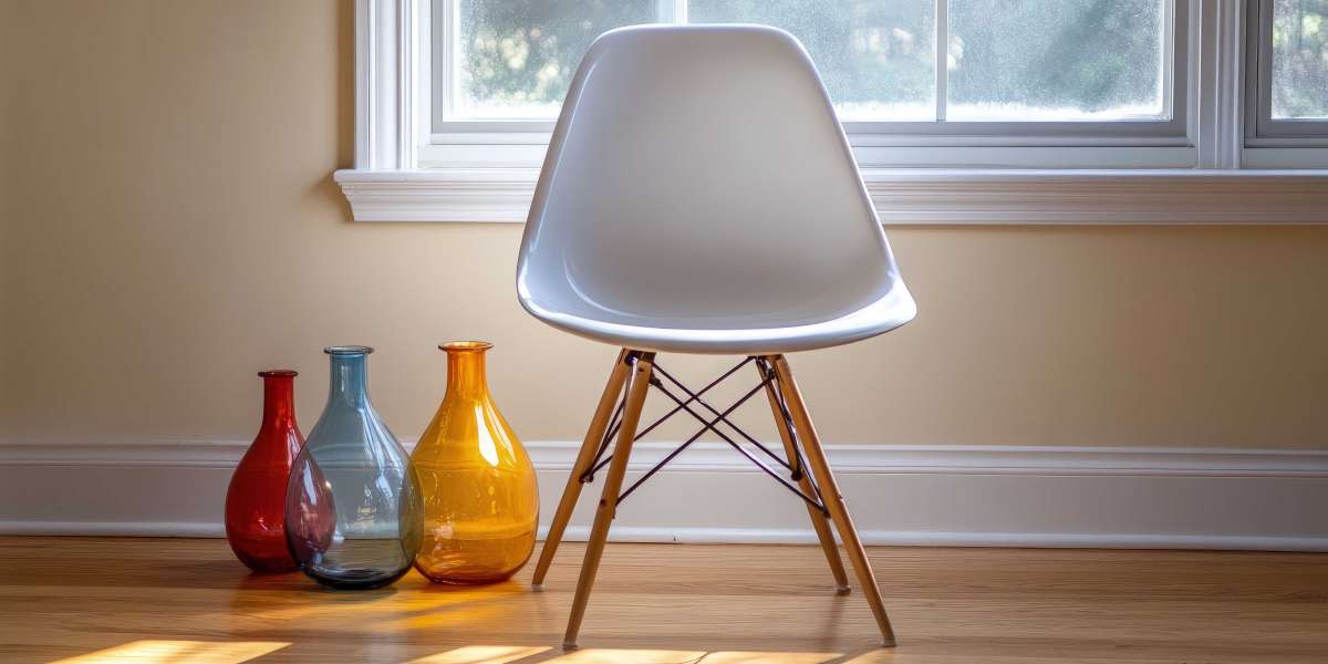 What Makes the Eames Armchair Replica Worth Buying? | Luxe Furnishes