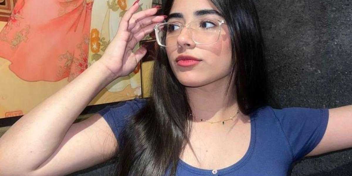 Hire Elite Call Girls In Al Barsha for Romance and Pleasure