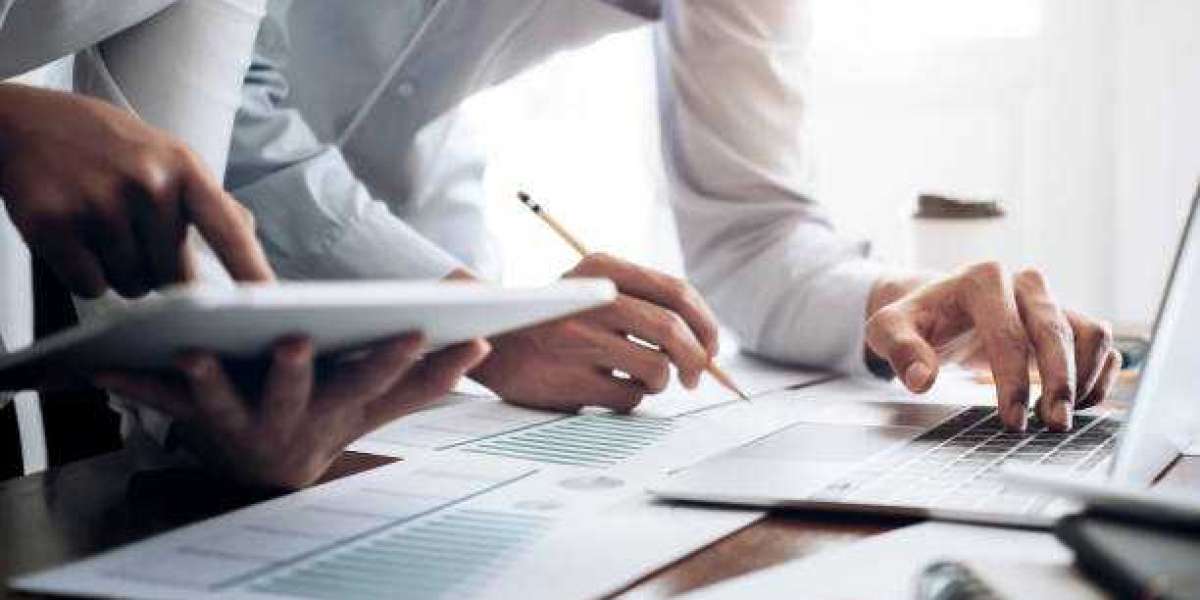 Best High Court Lawyers in Allahabad—Top Criminal & Civil Lawyer in Allahabad High Court by Advocate Nihal Mishra