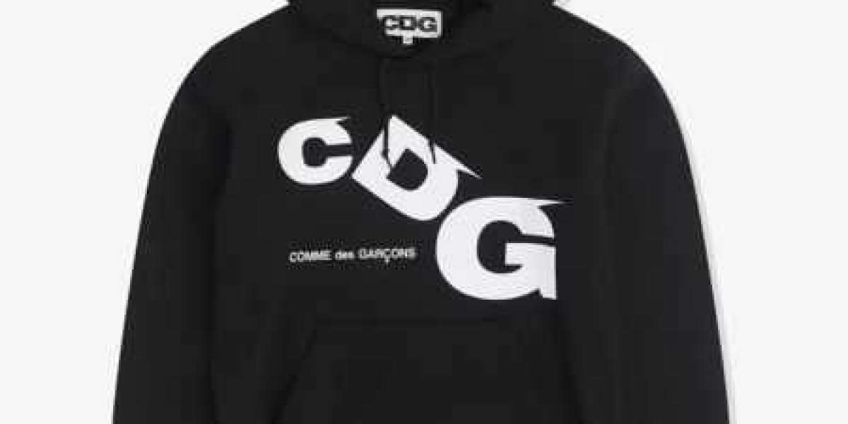 The Lasting Cultural Influence of the Comme des Garçons Hoodie