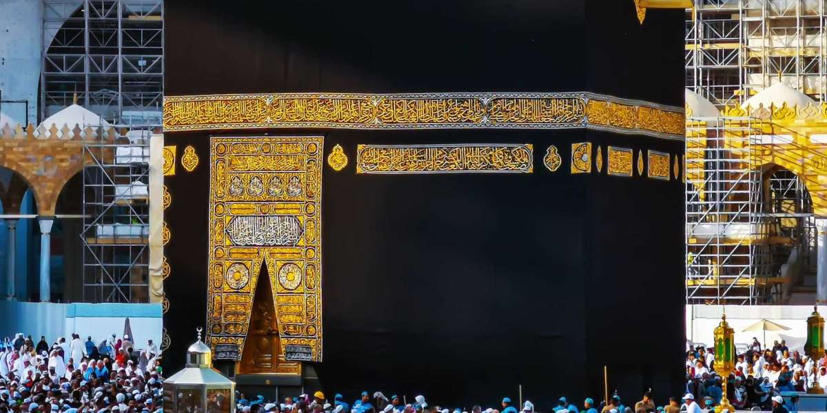 Affordable Umrah Packages from USA with Salah Travels