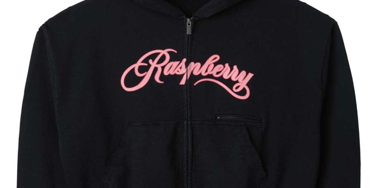 Raspberry Hills – Style with a Sharp Edge