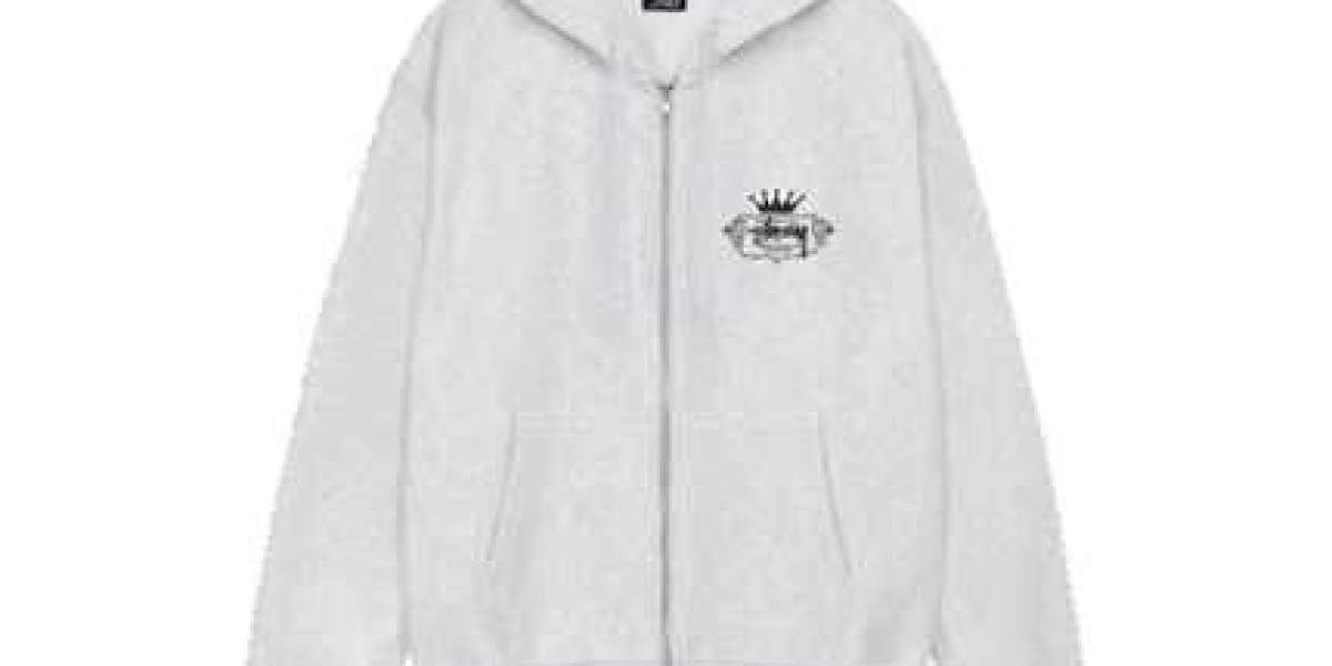 Stüssy Clothing – The Original Streetwear Movement