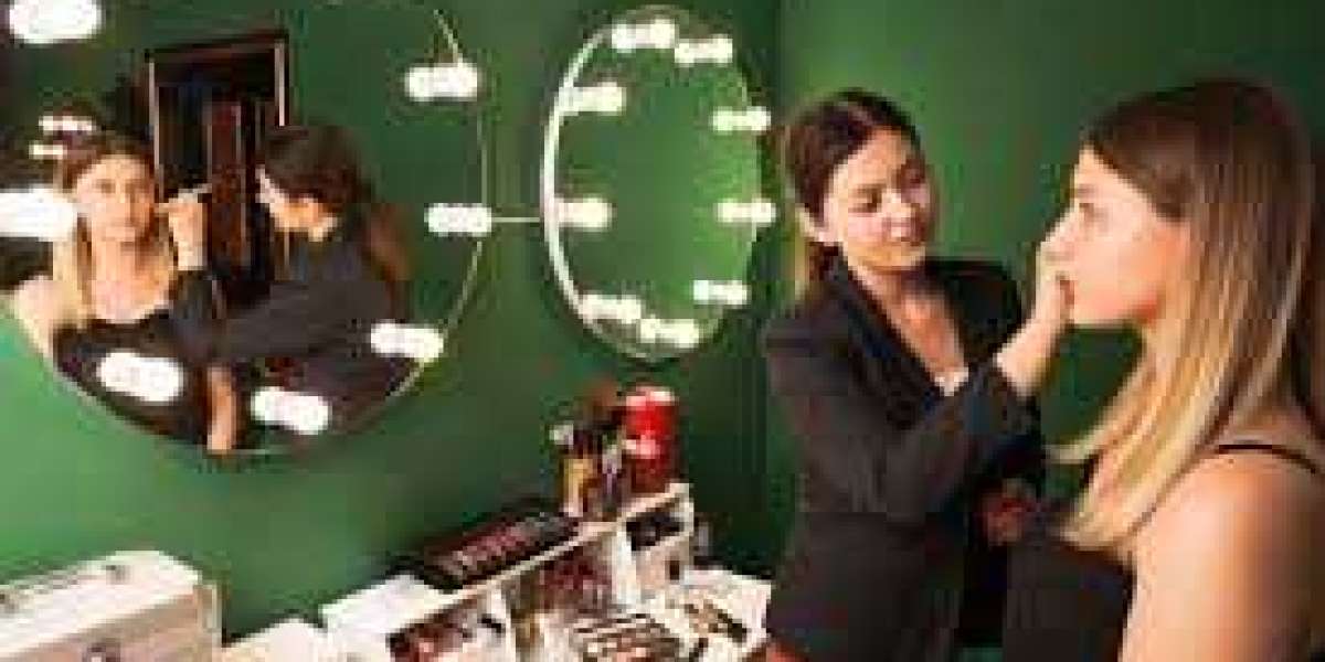 Beauty Shop Space for Rent and Barber Suites for Rent