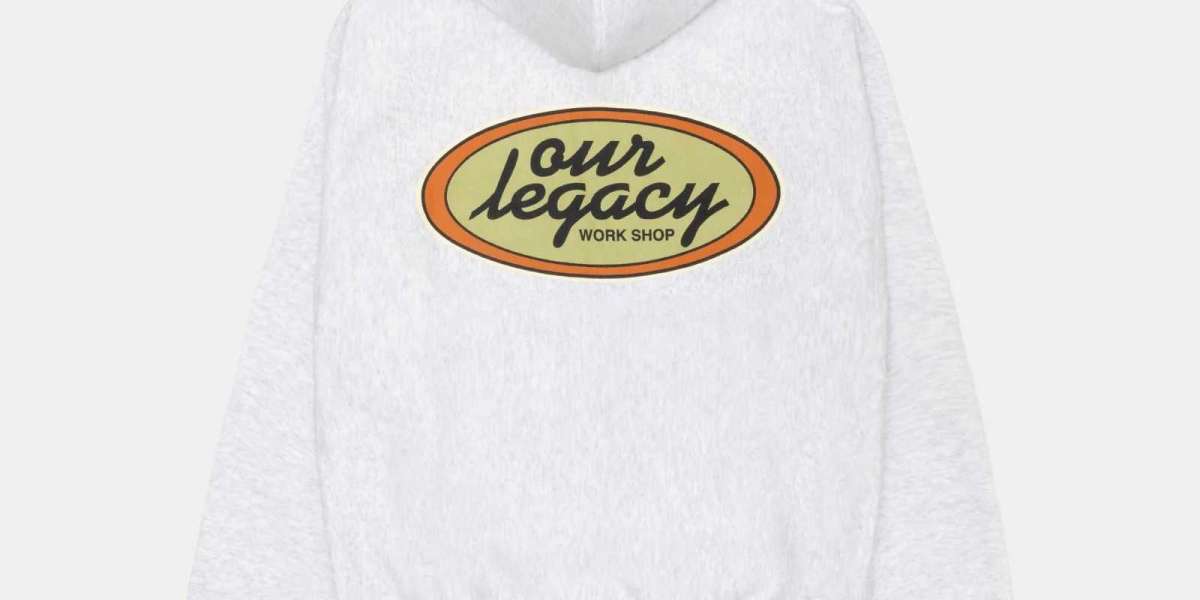 Streetwear Continuity and Identity Reflected Through the Officialstussy Hoodie