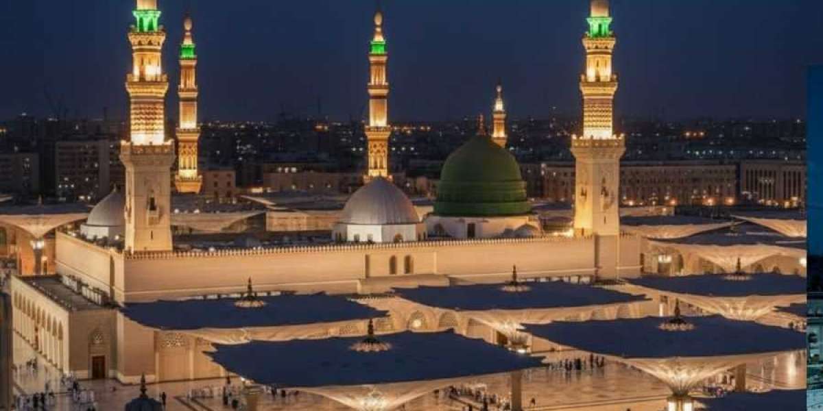 How Can You Get Exclusive Discounts on November Umrah Packages?