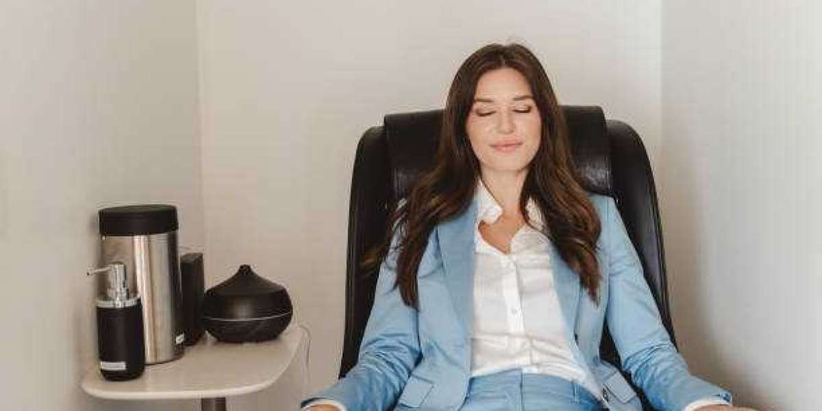 Corporate Chair Massage Boston – A Smart Investment in Employee Health