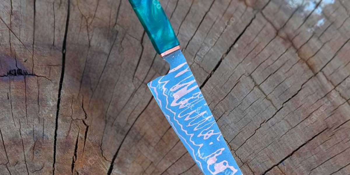 The Mystery of the Original Bowie Knife and Its Historical Significance