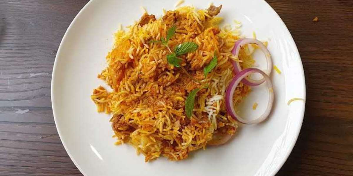 Discovering Thane’s Love Affair with Chicken Biryani