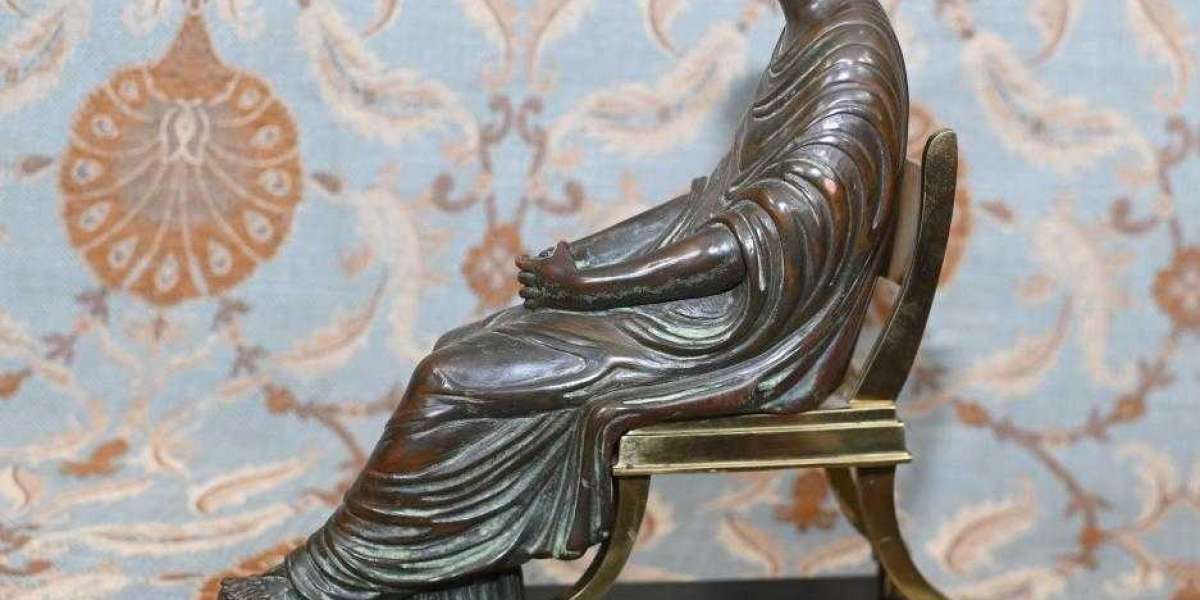 A Timeless Icon of Roman Elegance – Own a Grand Tour Bronze of Agrippina Today