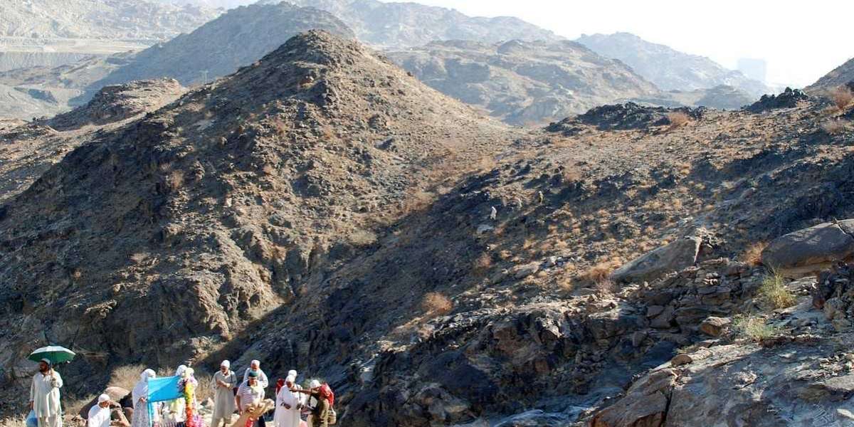 Professional Travel Agent to Middle East Journey