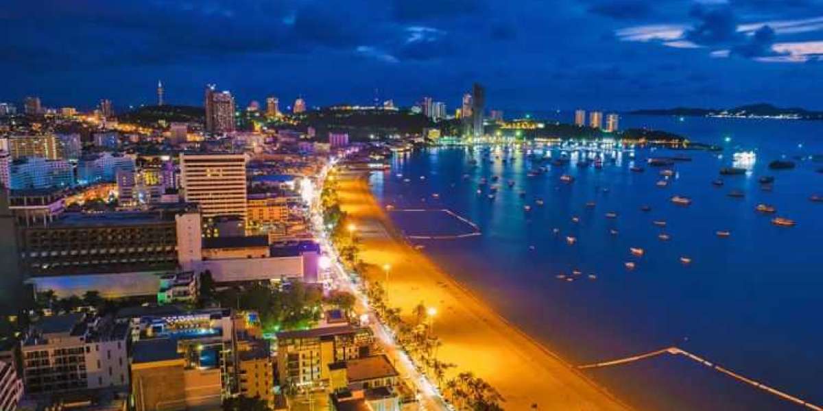 Pattaya – Beaches, Nightlife & Family Attractions