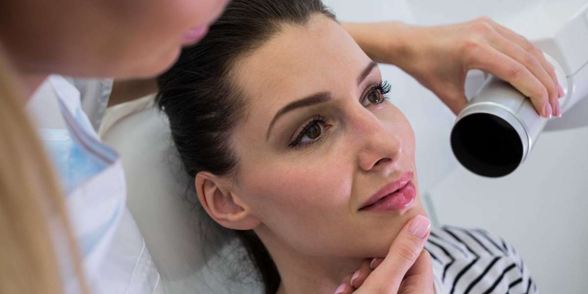 Treating Fine Lines and Wrinkles with Advanced Laser Skin Technology