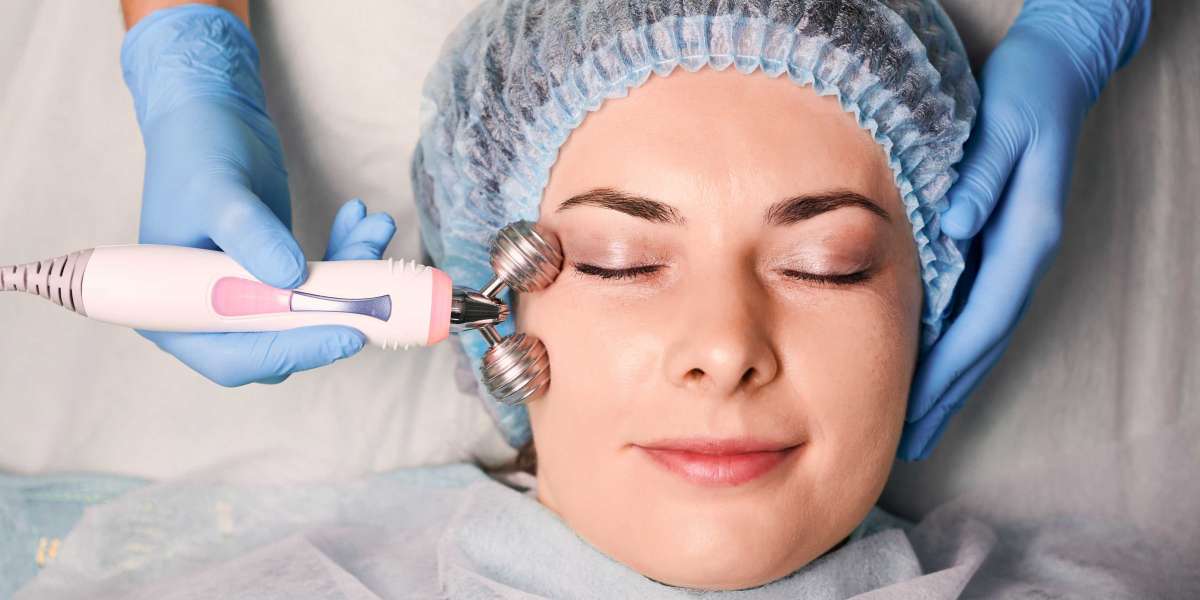 Can RF Microneedling in Raleigh Tighten Loose and Sagging Skin?
