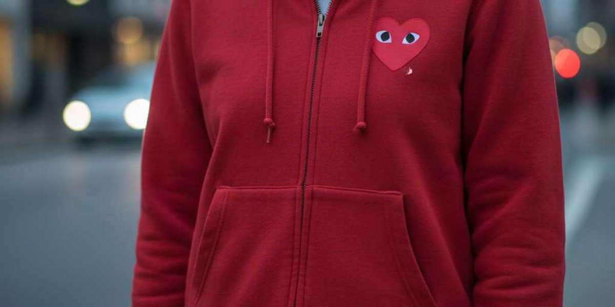 Comme des Garcons Japan: The Art of Avant-Garde Fashion and Timeless Street Style