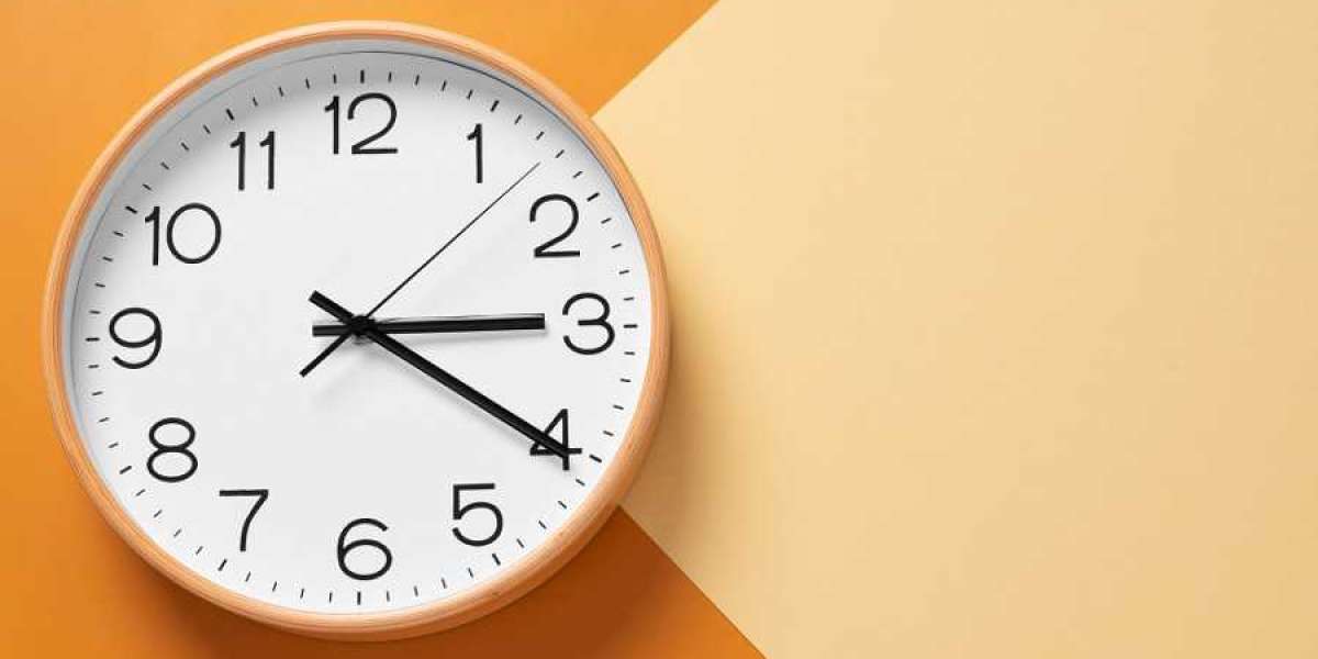 The Timeless Appeal of the Analog Clock in 2026