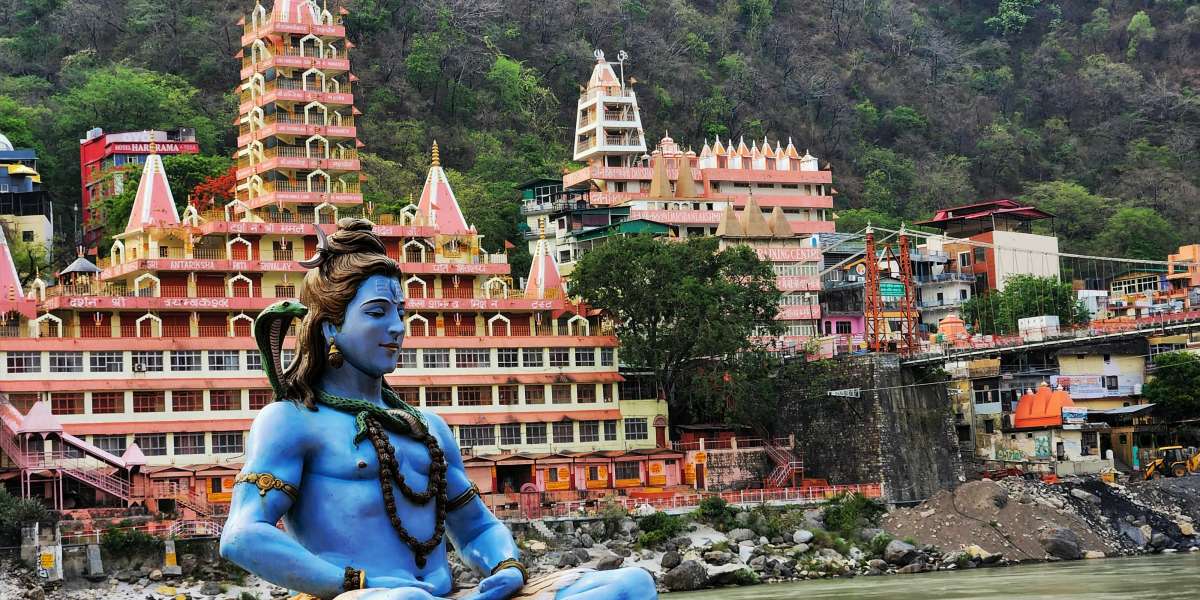 Best and Easy Spring Treks in Uttarakhand