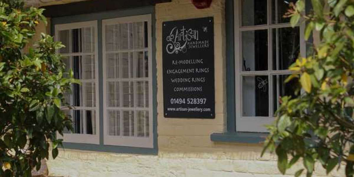 Trusted Jewellers in Marlow for Bespoke Engagement Rings