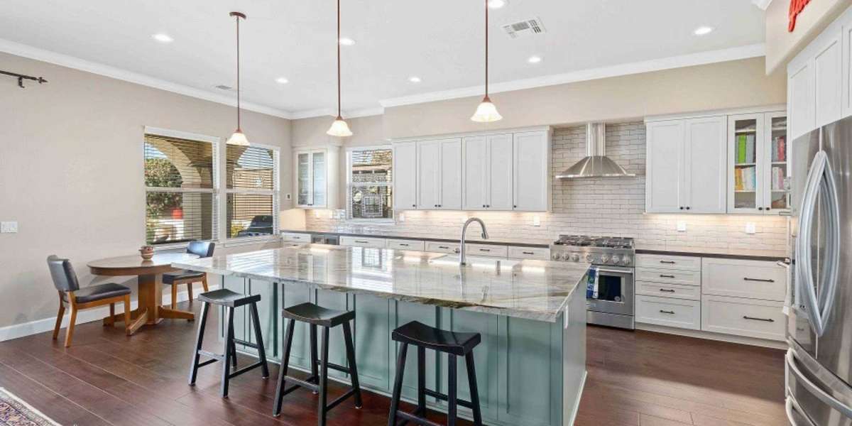 The Final Phase: From Punch List to Perfection in Your Tampa Kitchen Remodel