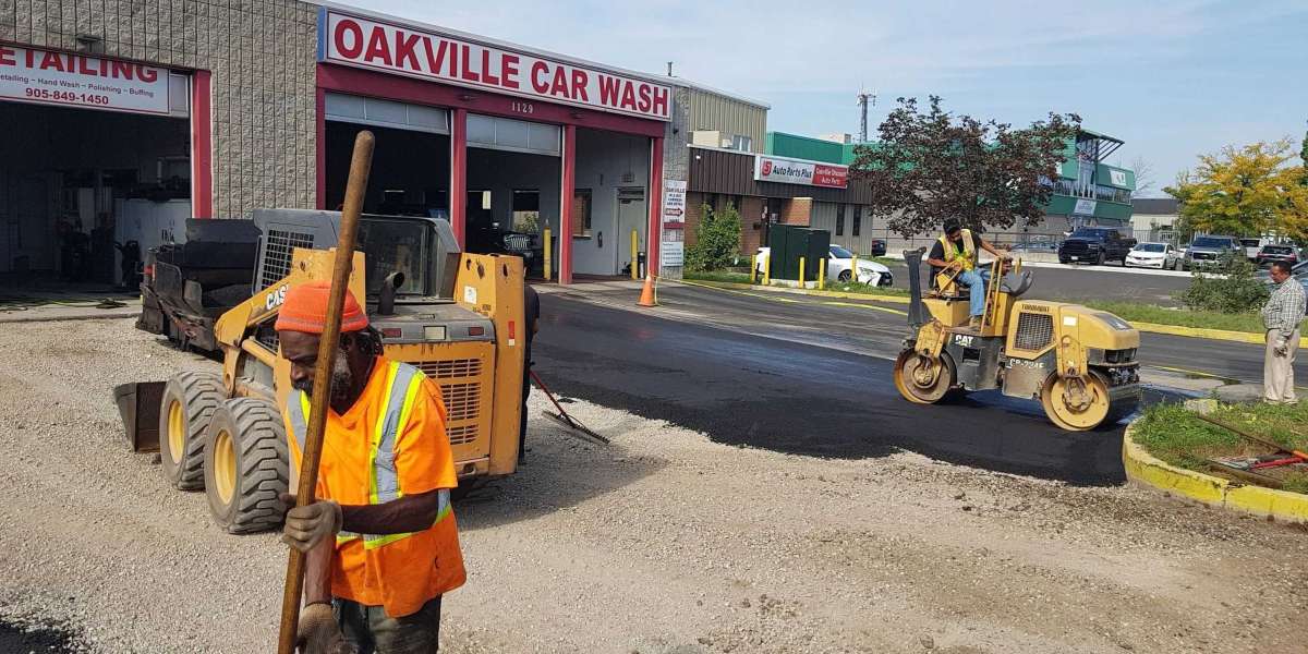 Strategic Commercial Asphalt Paving for Large Scale Facilities