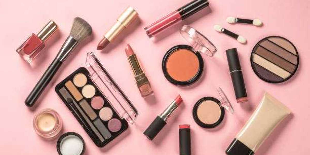 How Innovation and R&D Are Transforming the Global Cosmeceuticals Market Landscape