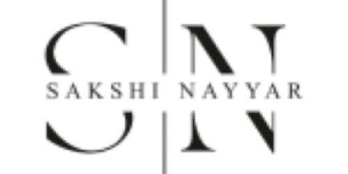 Short Kurta and Pant Set – Contemporary Ethnic Elegance by Label Sakshi Nayyar
