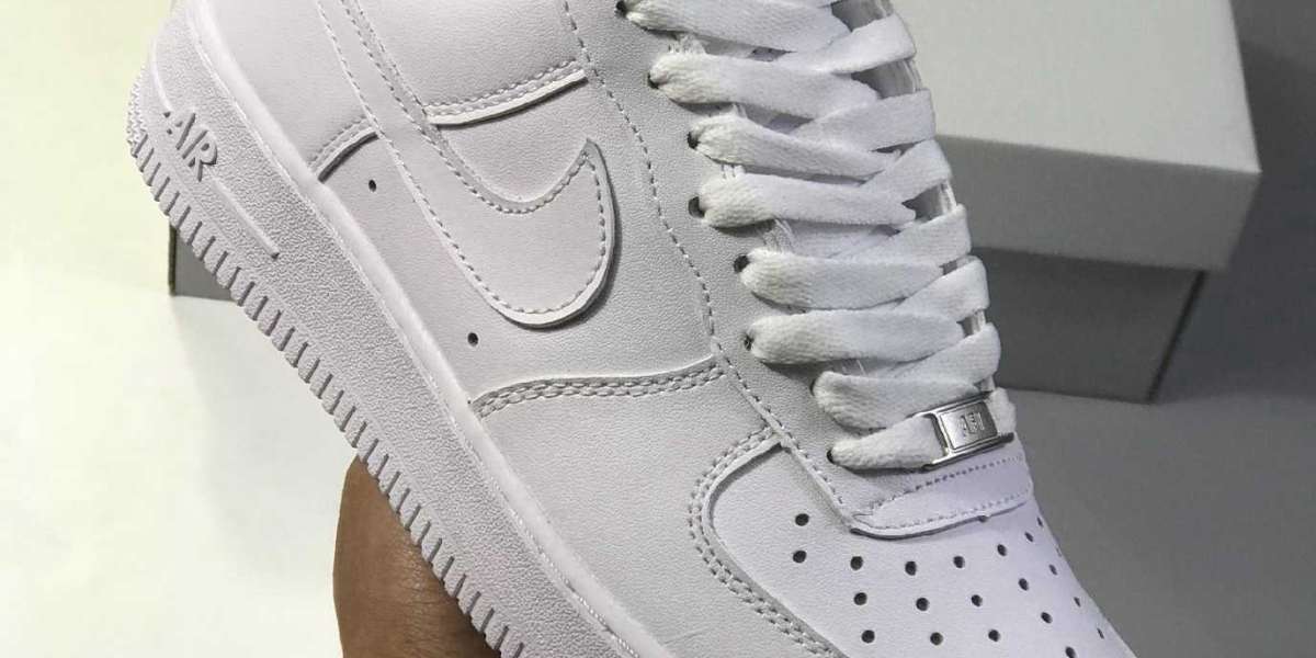 รวมรองเท้า Nike และ Stan Smith รุ่นฮิต ใส่ได้ทุกวัน