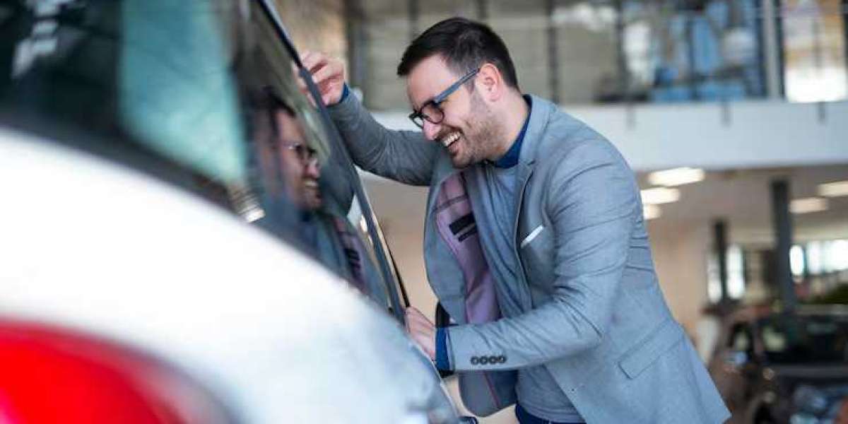 How Ceramic Window Tint Transforms Your Daily Summer Driving Experience