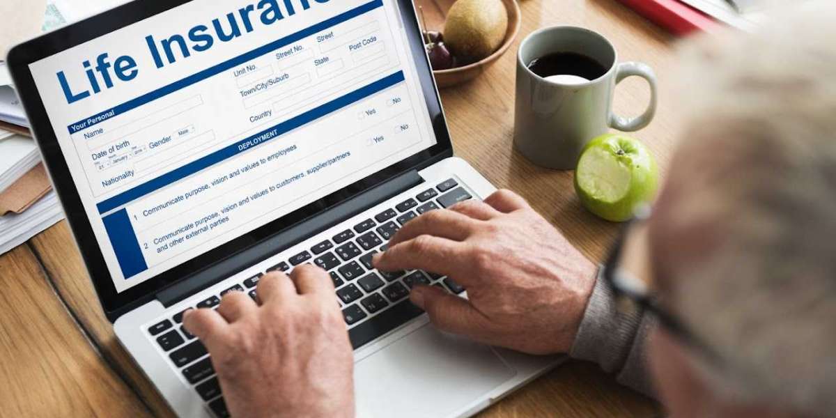 How does life insurance work?