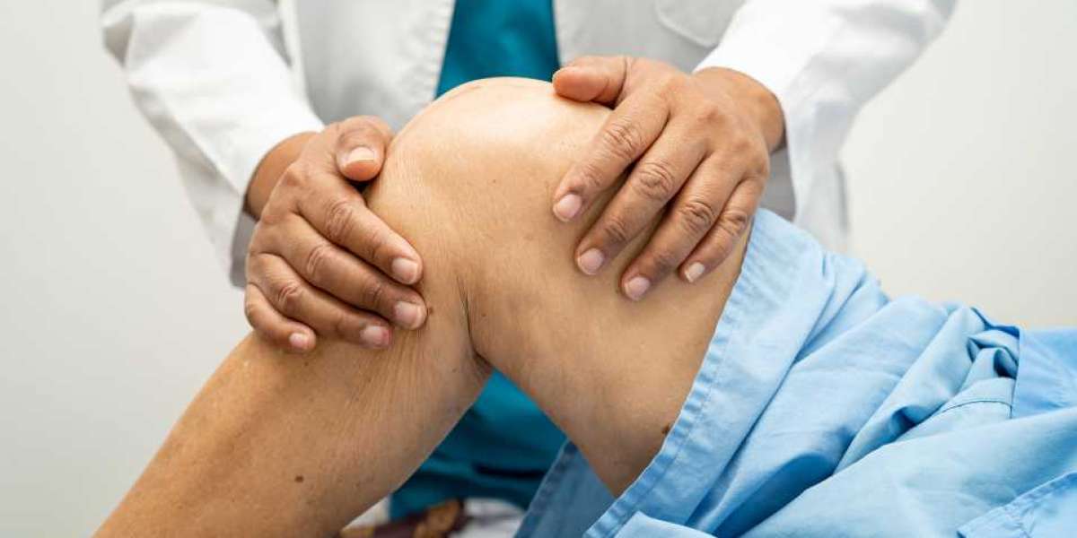 Best Joint Replacement Surgeon in Agra – Regain Mobility with Advanced Surgical Care