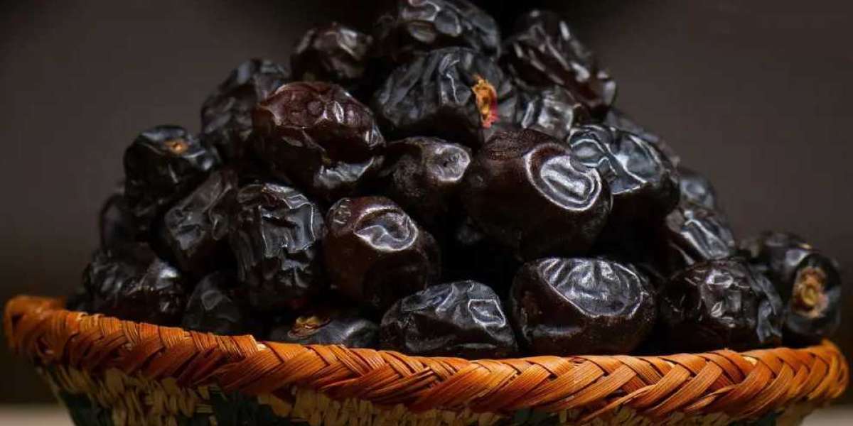 Fresh Ajwa Dates for Daily Nutrition